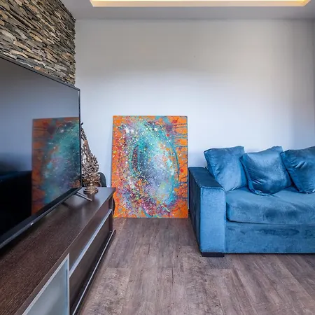 Marvellous / Roof Terrace / 2bdr / 2bth *