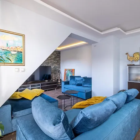 Apartment Marvellous / Roof Terrace / 2bdr / 2bth