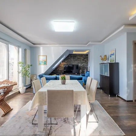 Marvellous / Roof Terrace / 2bdr / 2bth * Sofia