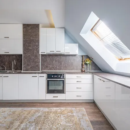Apartment Marvellous / Roof Terrace / 2bdr / 2bth