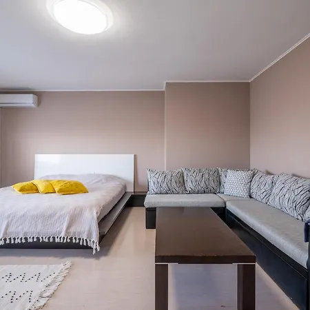 Marvellous / Roof Terrace / 2bdr / 2bth Apartment